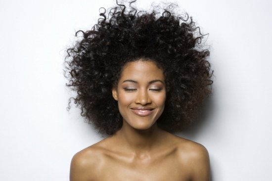 Разоблачаем 5 самых главных мифов о волосах