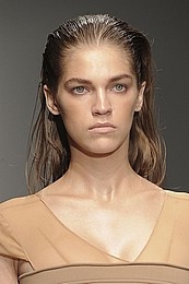 Модные прически 2012 с эффектом мокрых волос
