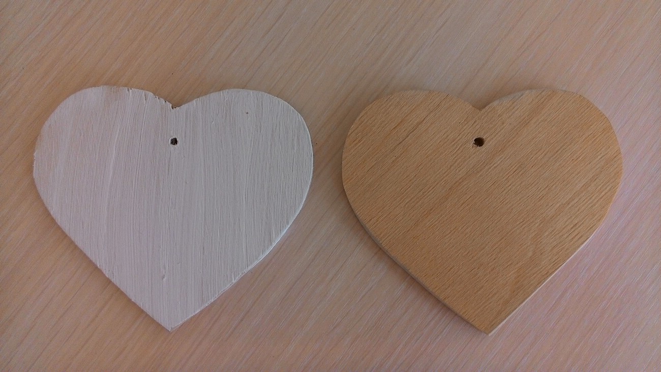 Декупаж деревянной поверхности: панно «Сердечко»