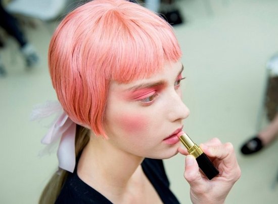 Розовый в панковском стиле - новый макияж из коллекции Chanel Cruise 2013